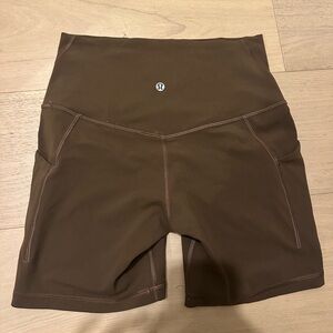 lululemon Women's Brown Bike Shorts with pockets